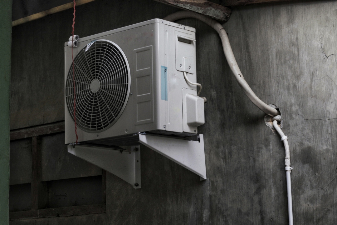 Wall-Mounted AC